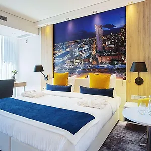 Golden Tulip Airport Hotel Warschau